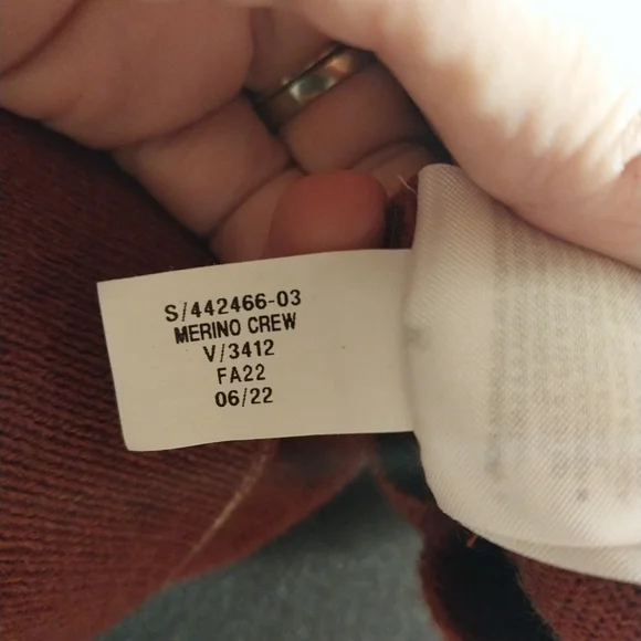 Italian Merino Yarn Striped Rust and White Sweater Size MED Banana Republic - Picture 5 of 8